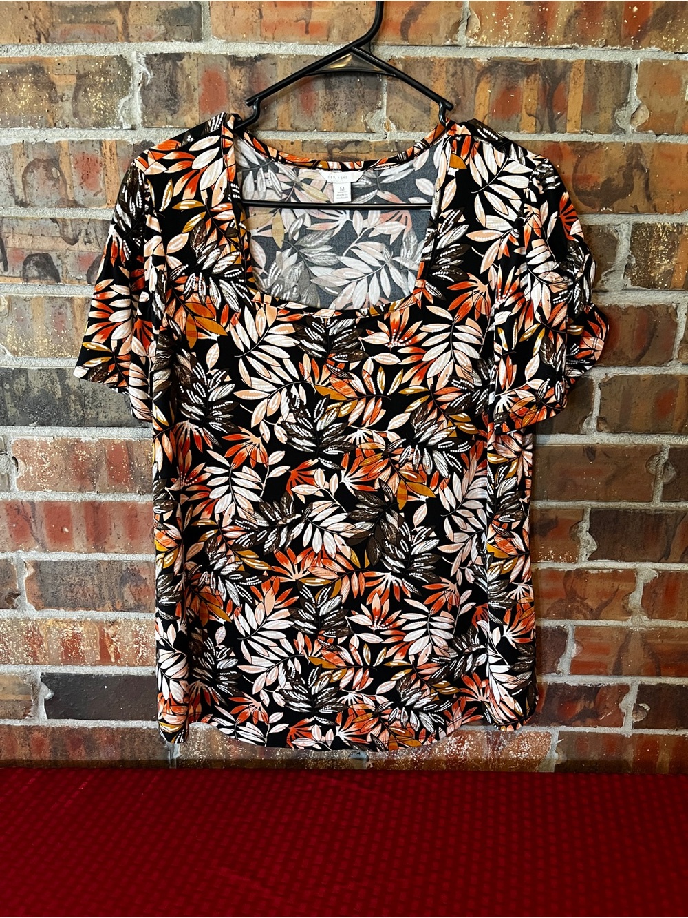 Cato Women’s short-sleeve scoop neck top tropical leaf print Size:M